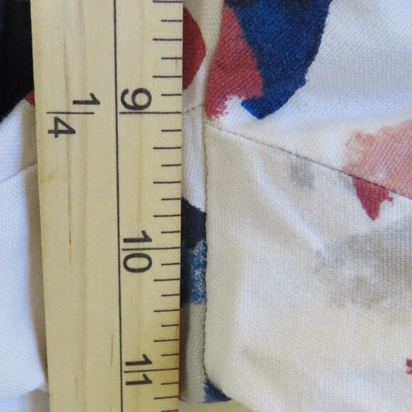 Banana Republic* Women's 1" Belt Loop Multipocketed Floral Shorts~ Size‎ 2P - Picture 6 of 10